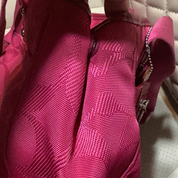 Coach logo bag GUC - Picture 8 of 11